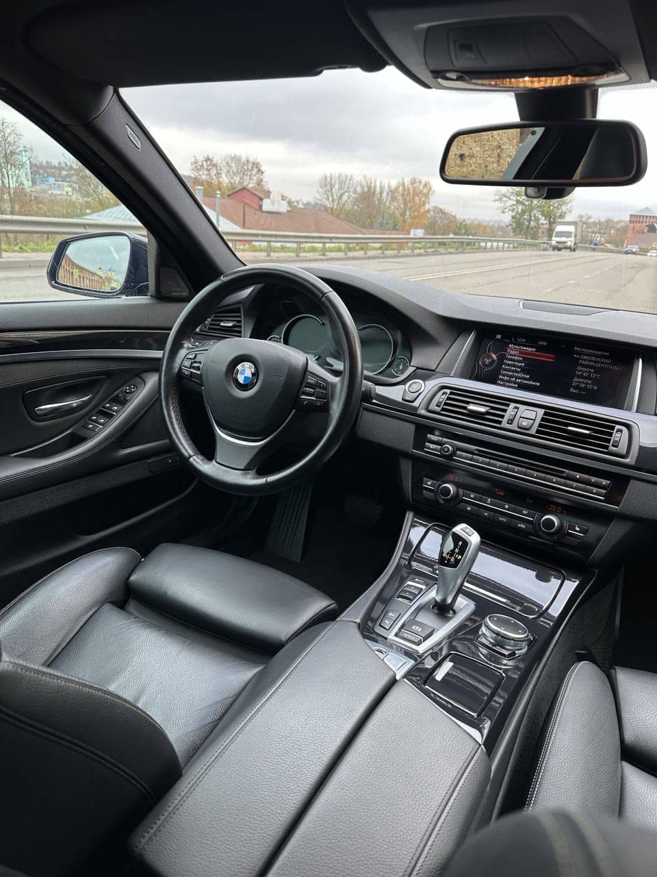 Аренда BMW 528i