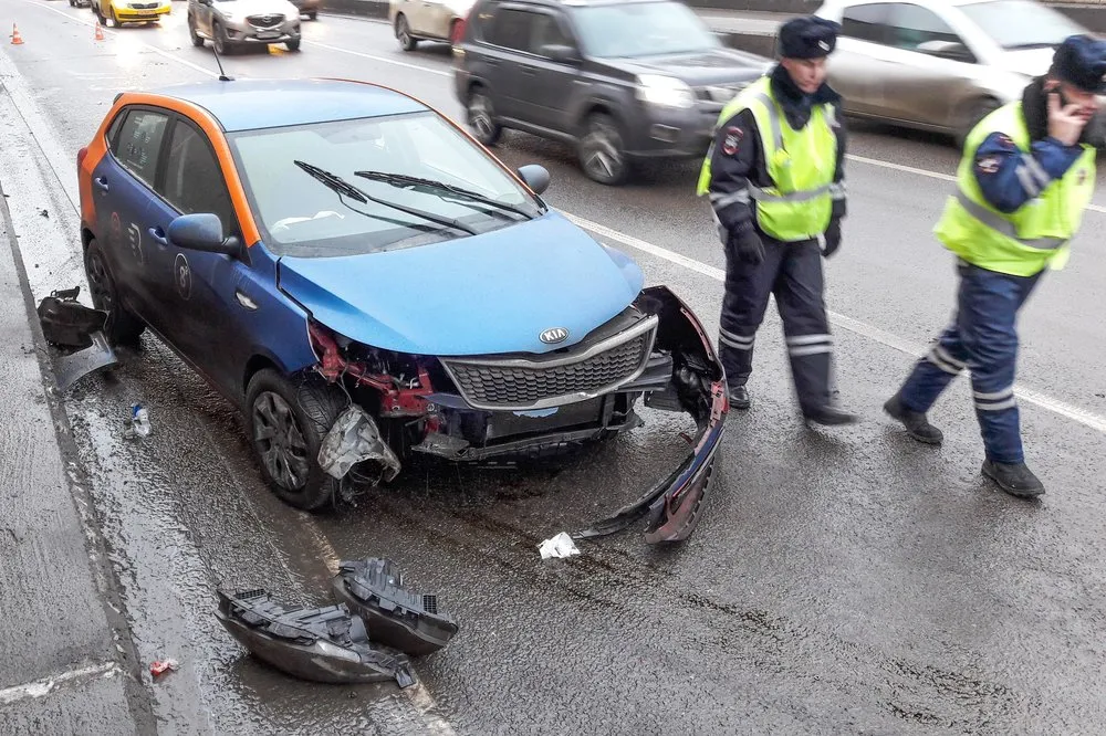 автомобиль, угон, ДТП, Москва